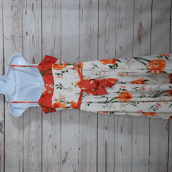 C Est 1946 Dress - Picture 5 of 10